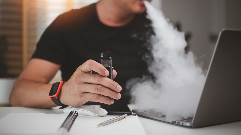 A Beginner’s Guide to Start a Vape Business in 2023